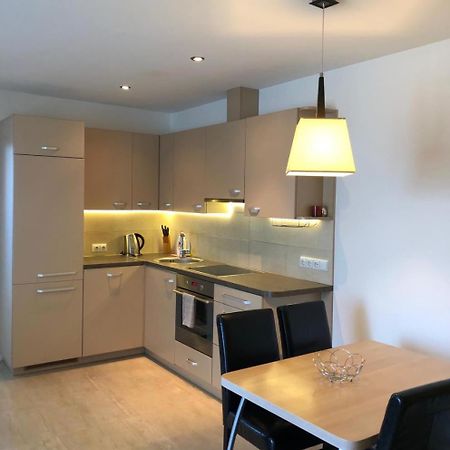 Three-Room Holiday Apartment Паланга Екстериор снимка