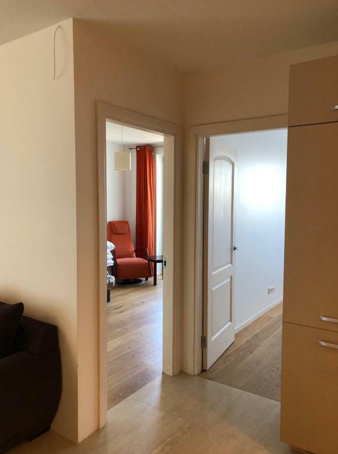Three-Room Holiday Apartment Паланга Екстериор снимка