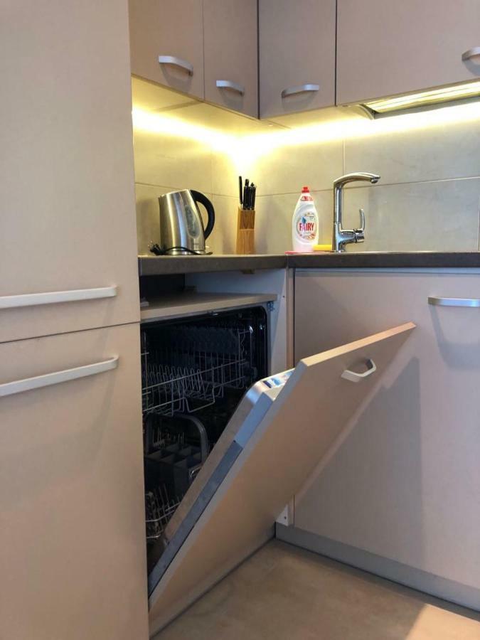 Three-Room Holiday Apartment Паланга Екстериор снимка