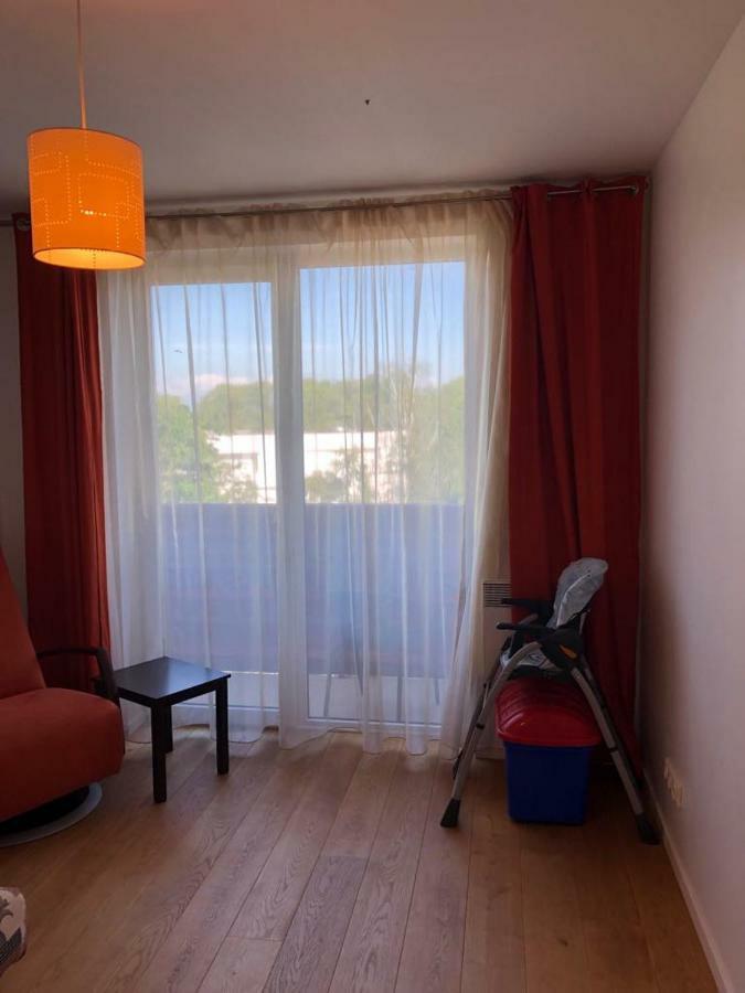 Three-Room Holiday Apartment Паланга Екстериор снимка