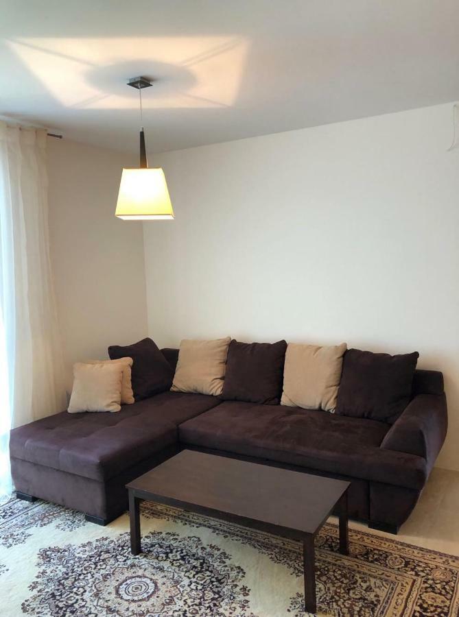 Three-Room Holiday Apartment Паланга Екстериор снимка